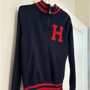 Tommy Hilfiger pullover.